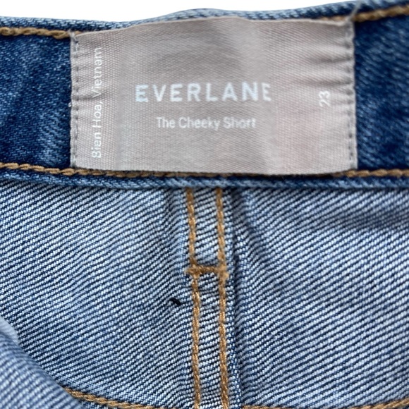 EVERLANE The Cheeky button fly daisy dukes denim shorts Size 23 - Picture 4 of 5